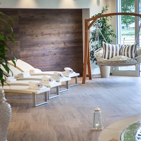 Отель Miramonti