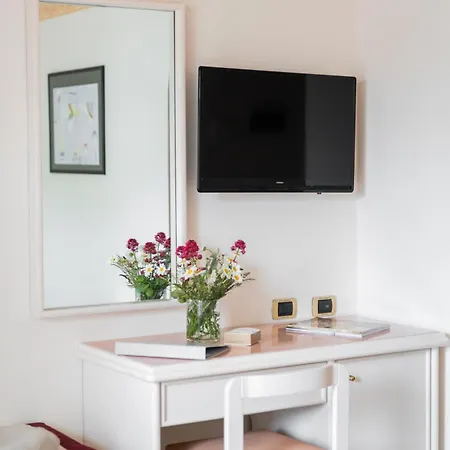 Отель Miramonti